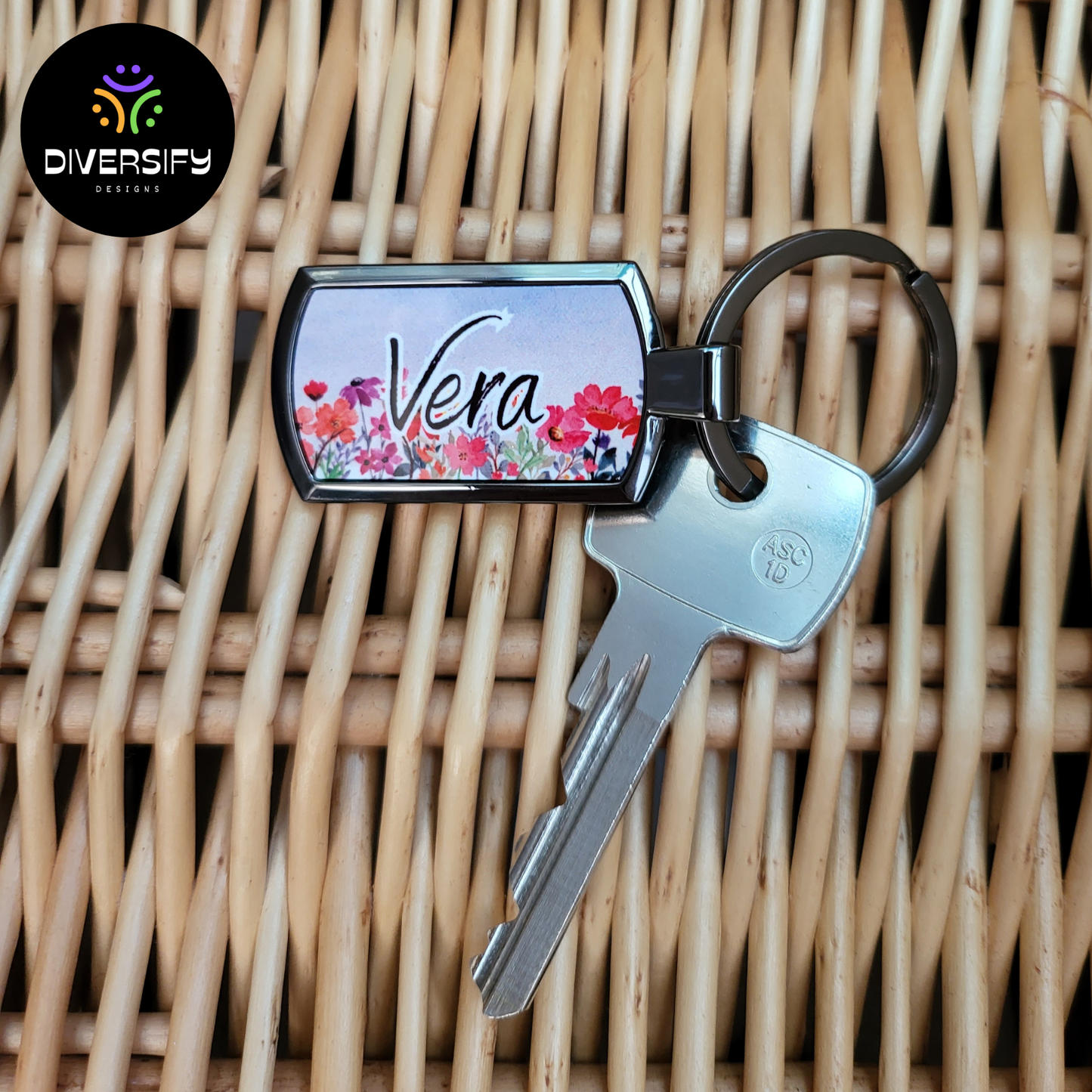 Personalised Metal Keyring. Free personalisation. Free Delivery!